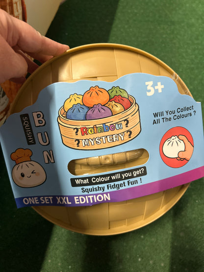 Dumpling XXL Squishy – Mystery Farve fra Squishies/Dumplings